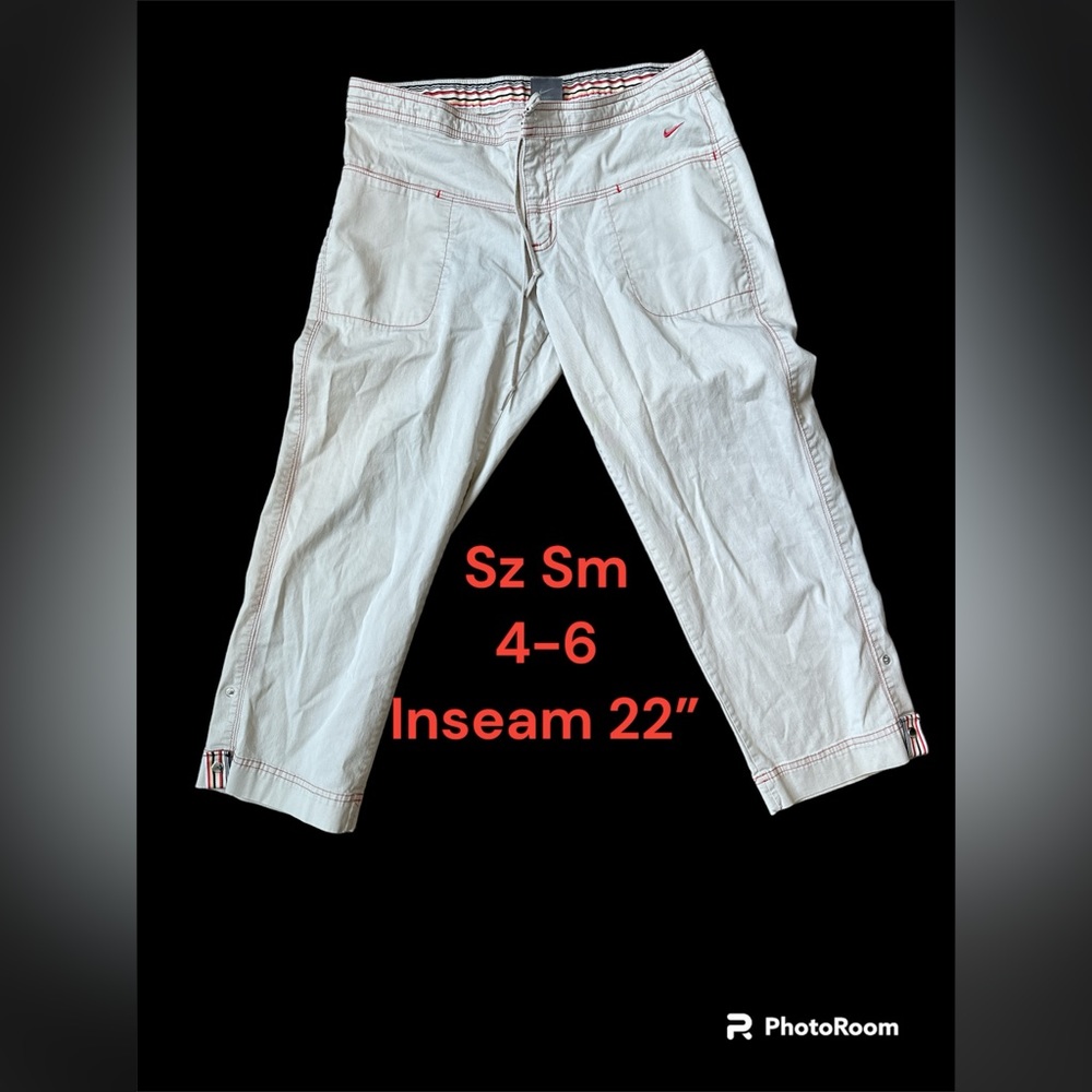Nike Women’s Capri’s‎ Sz Small 4-6